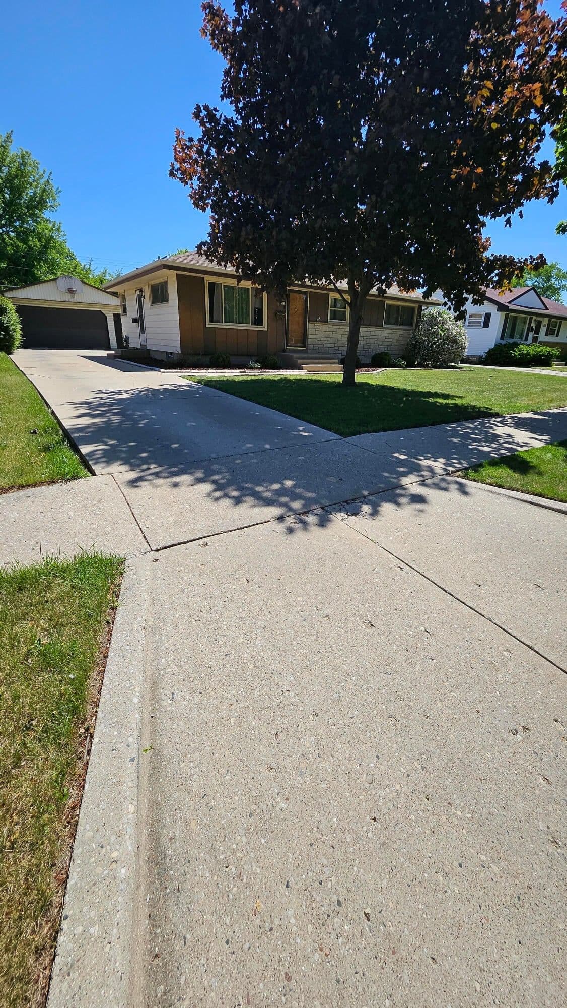 8029 Marion