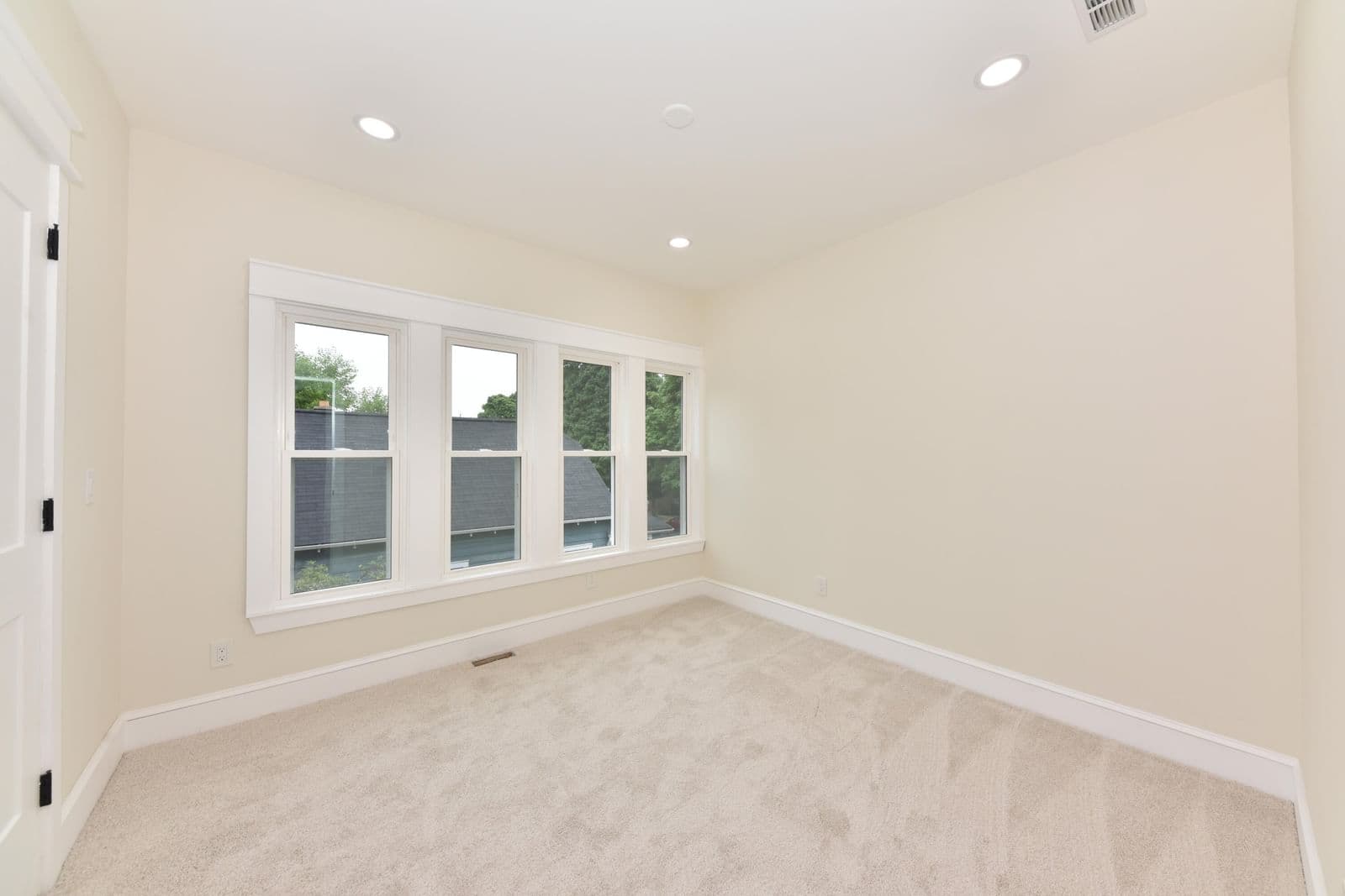 5804 Michigan
