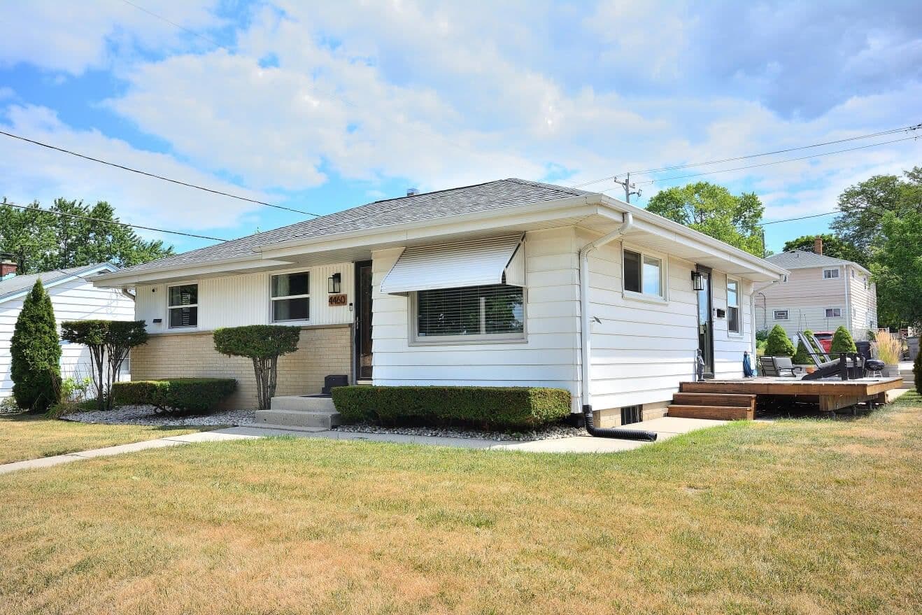 4460 21st