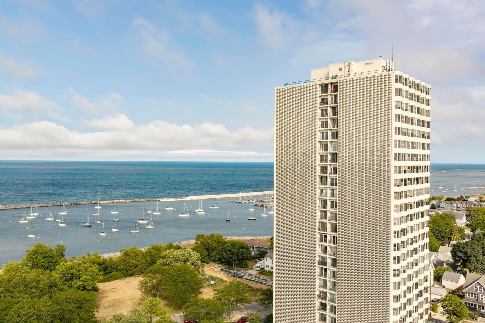 2525 Shore