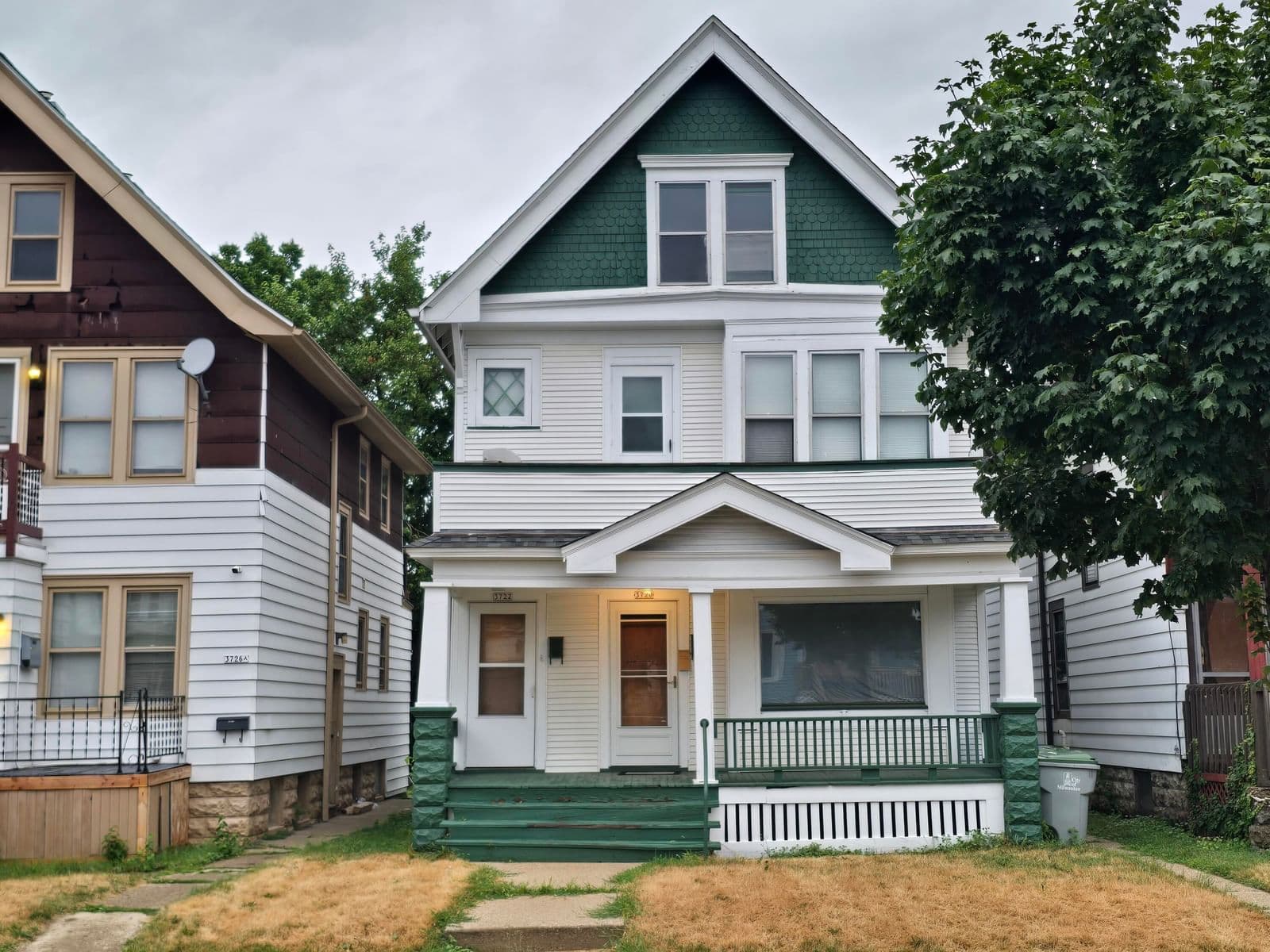 3720 Dorothy