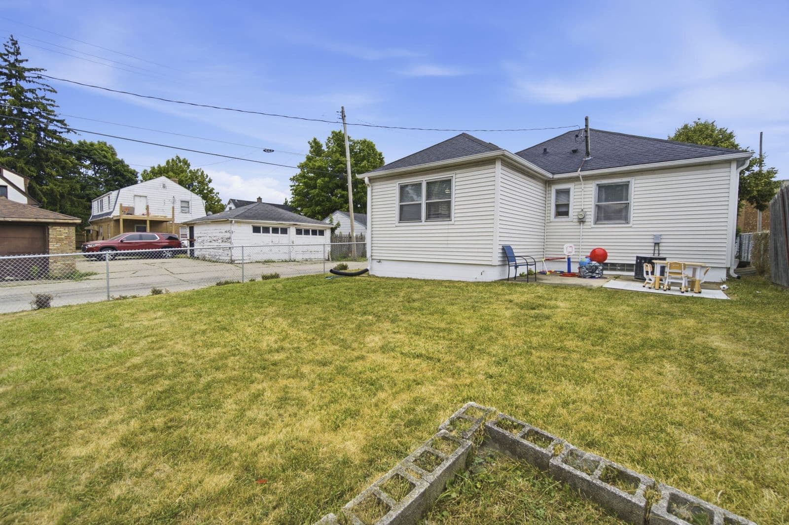 Photo 4 of 4022 49th