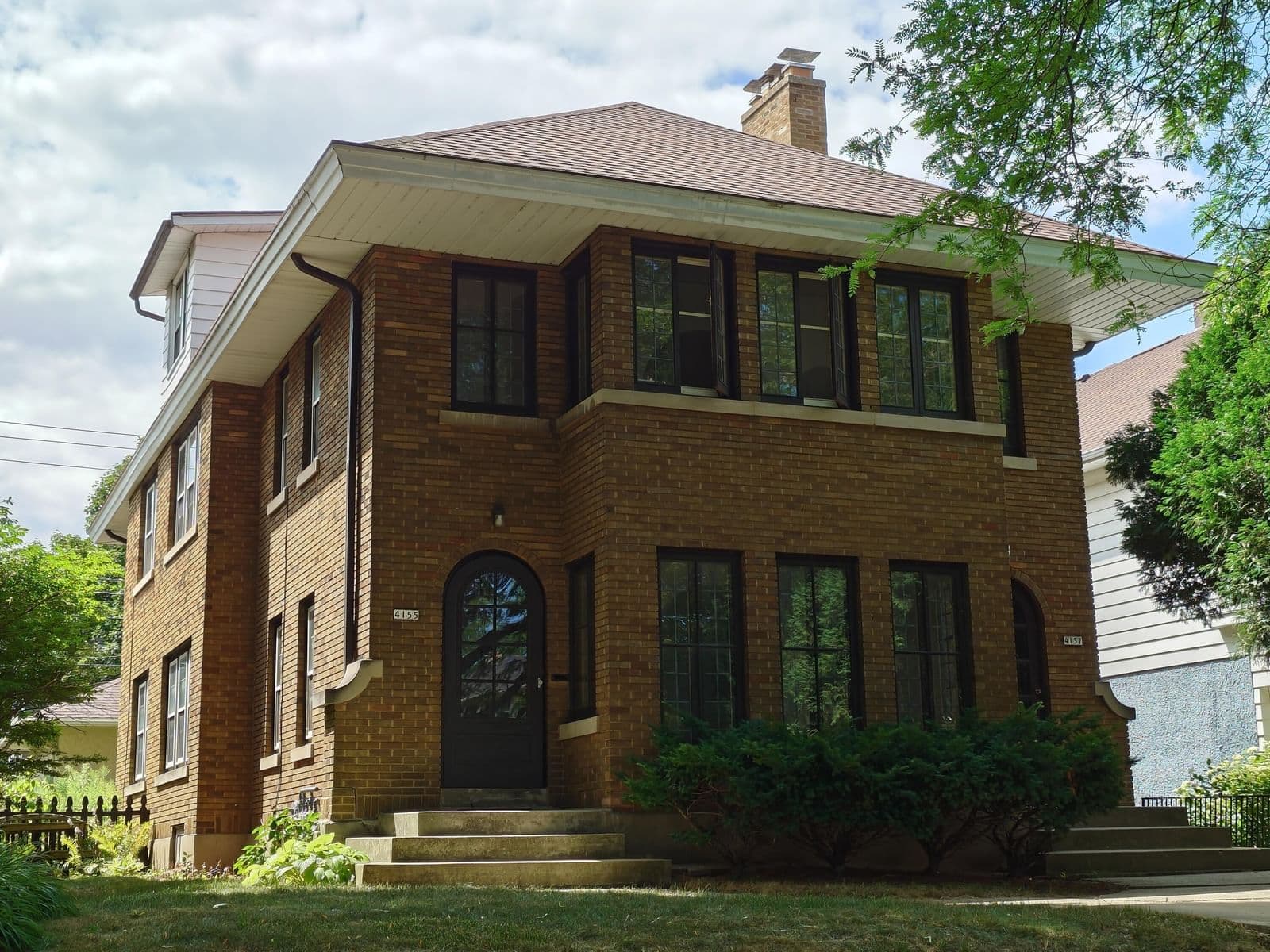 4155 Farwell, Shorewood, WI