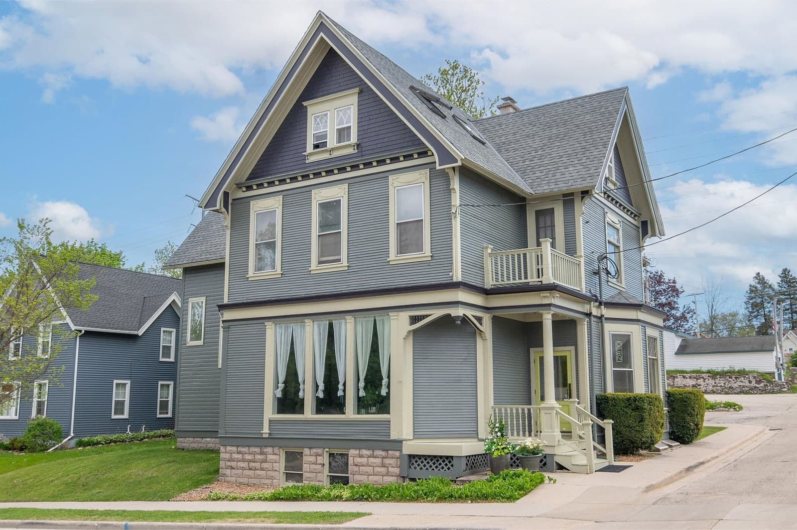 531 Grand