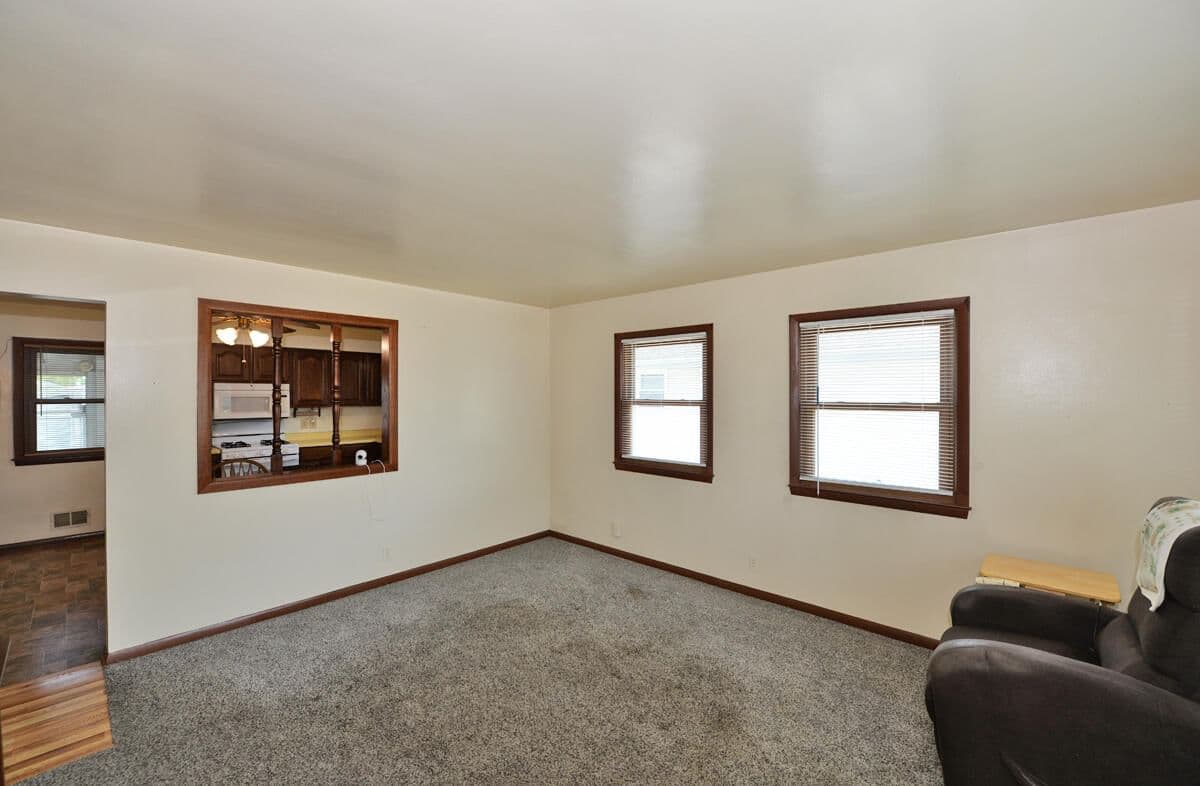 2207 Illinois