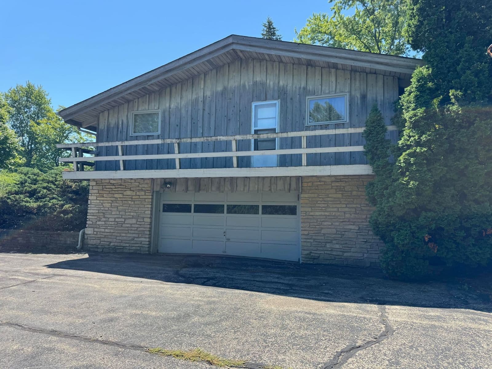10117 Greenview