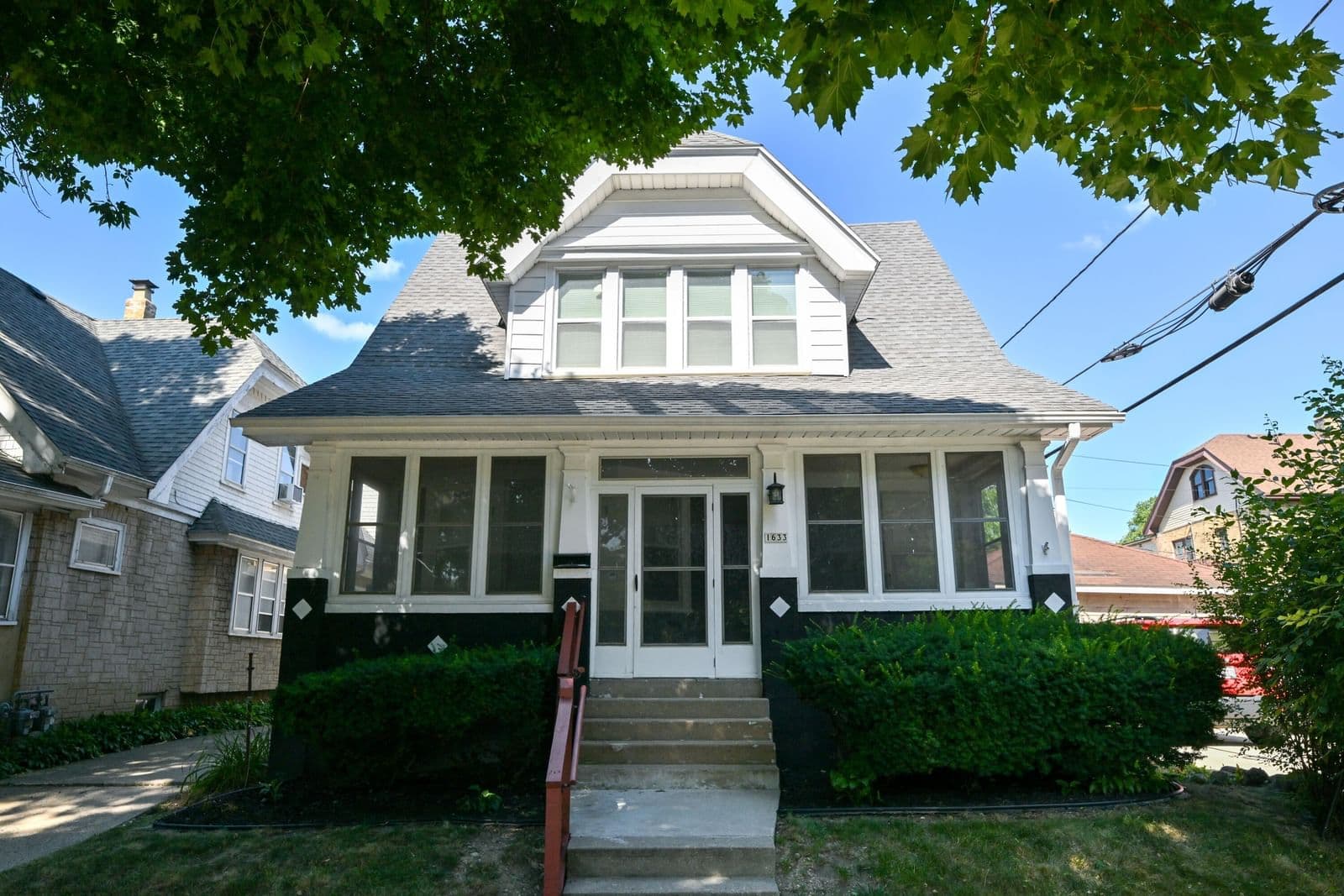 1633 59th