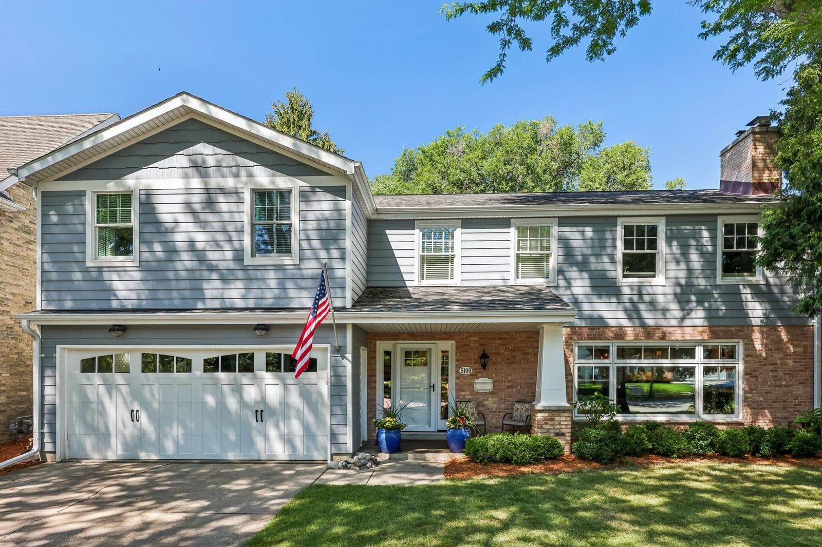 5109 Woodburn