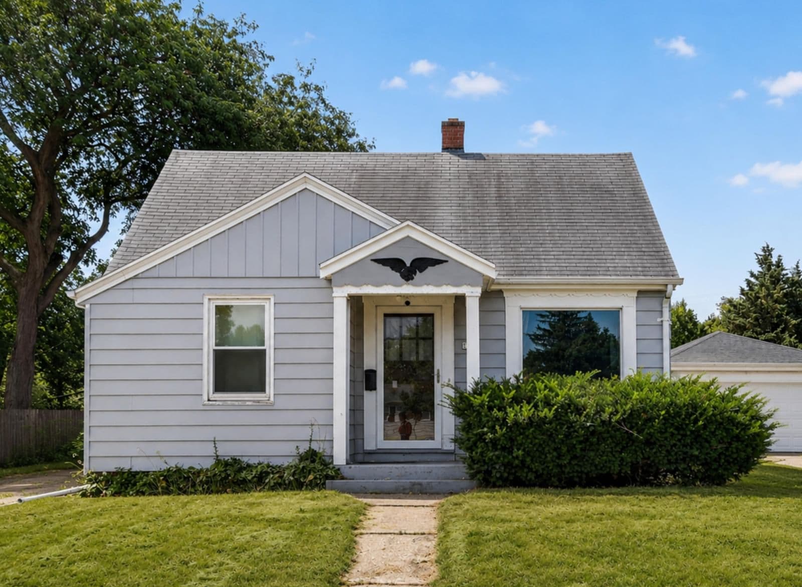 8925 Cleveland