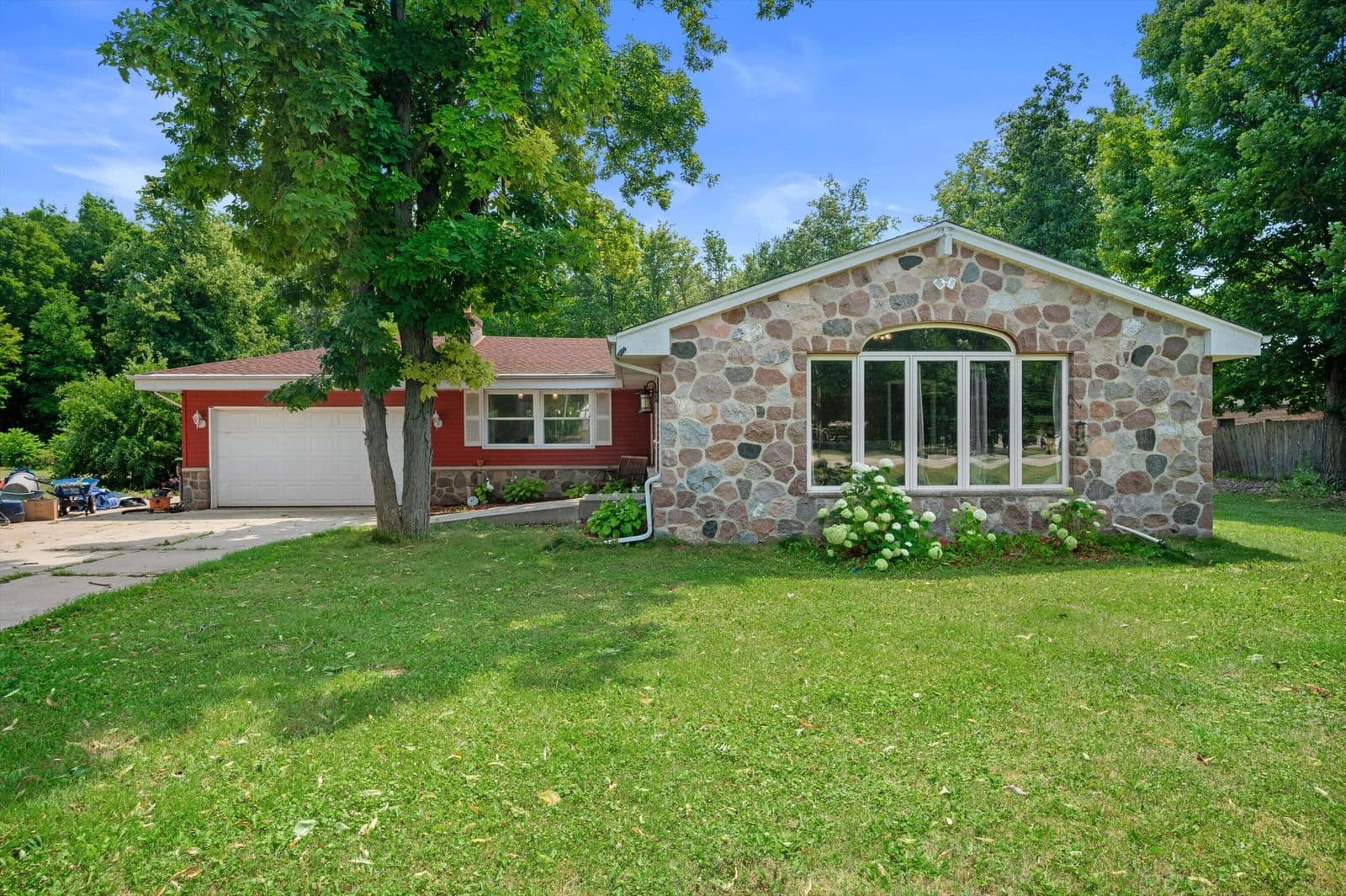 3631 Elm, Oak Creek, WI