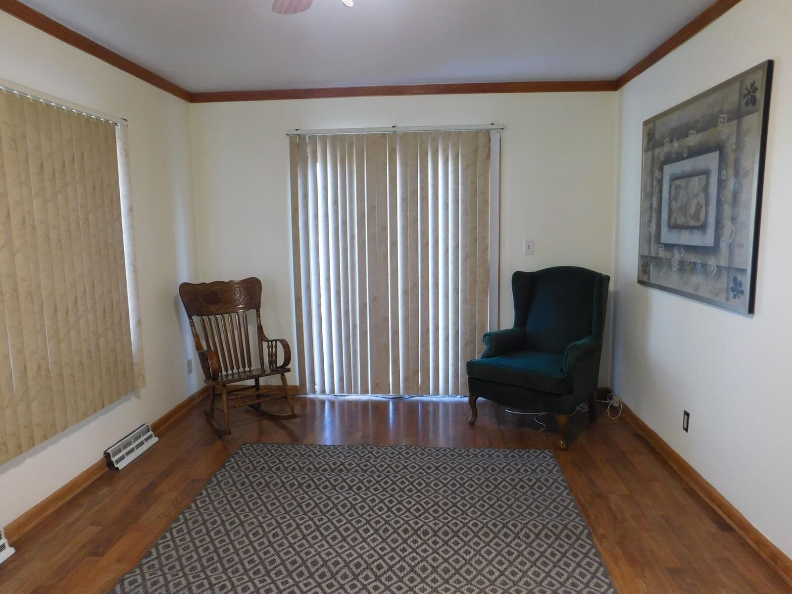 Photo 4 of 8622 Villard
