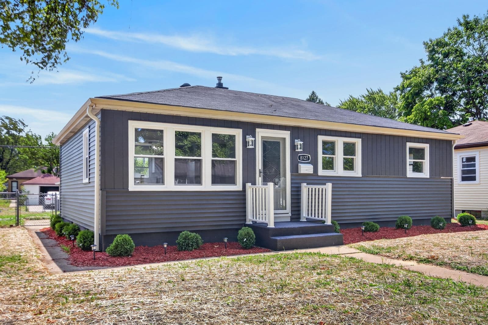 8127 Glen