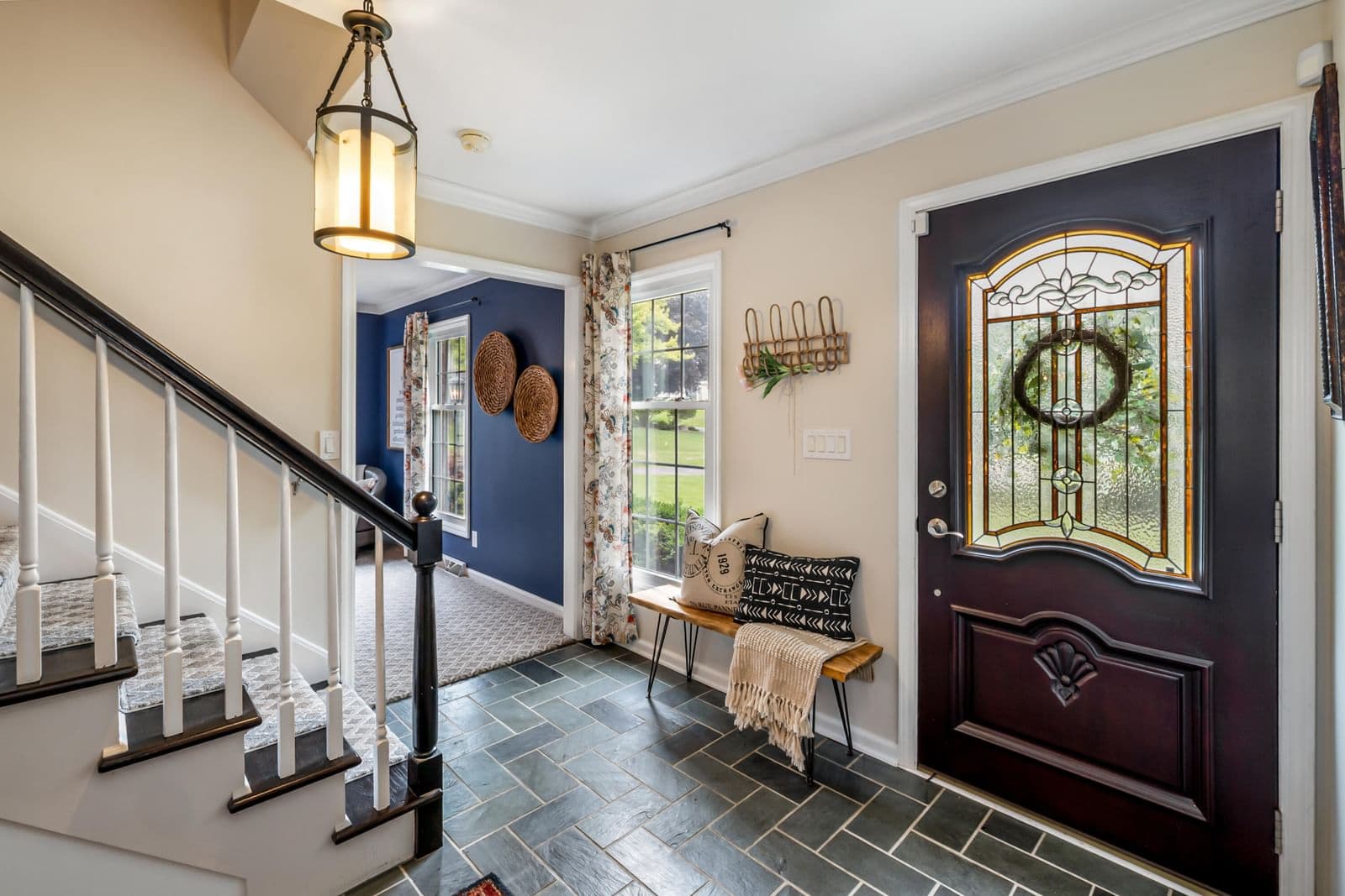 16725 Mary Cliff