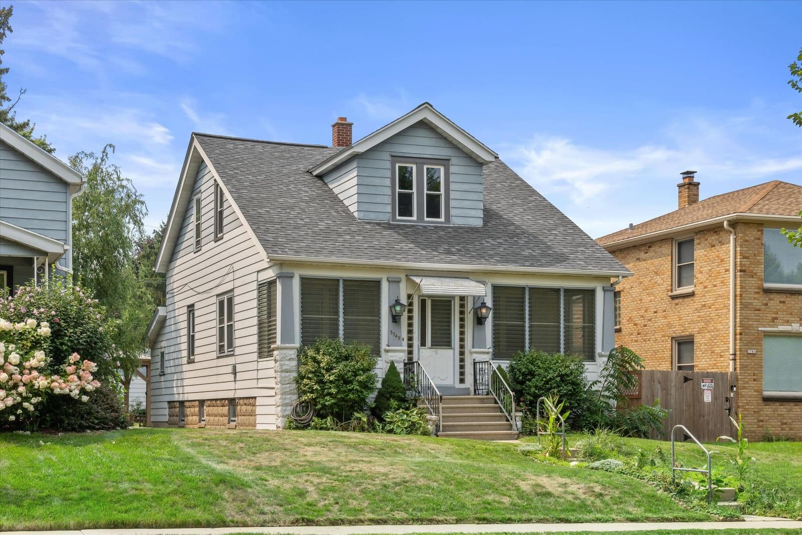 3745 Whitnall