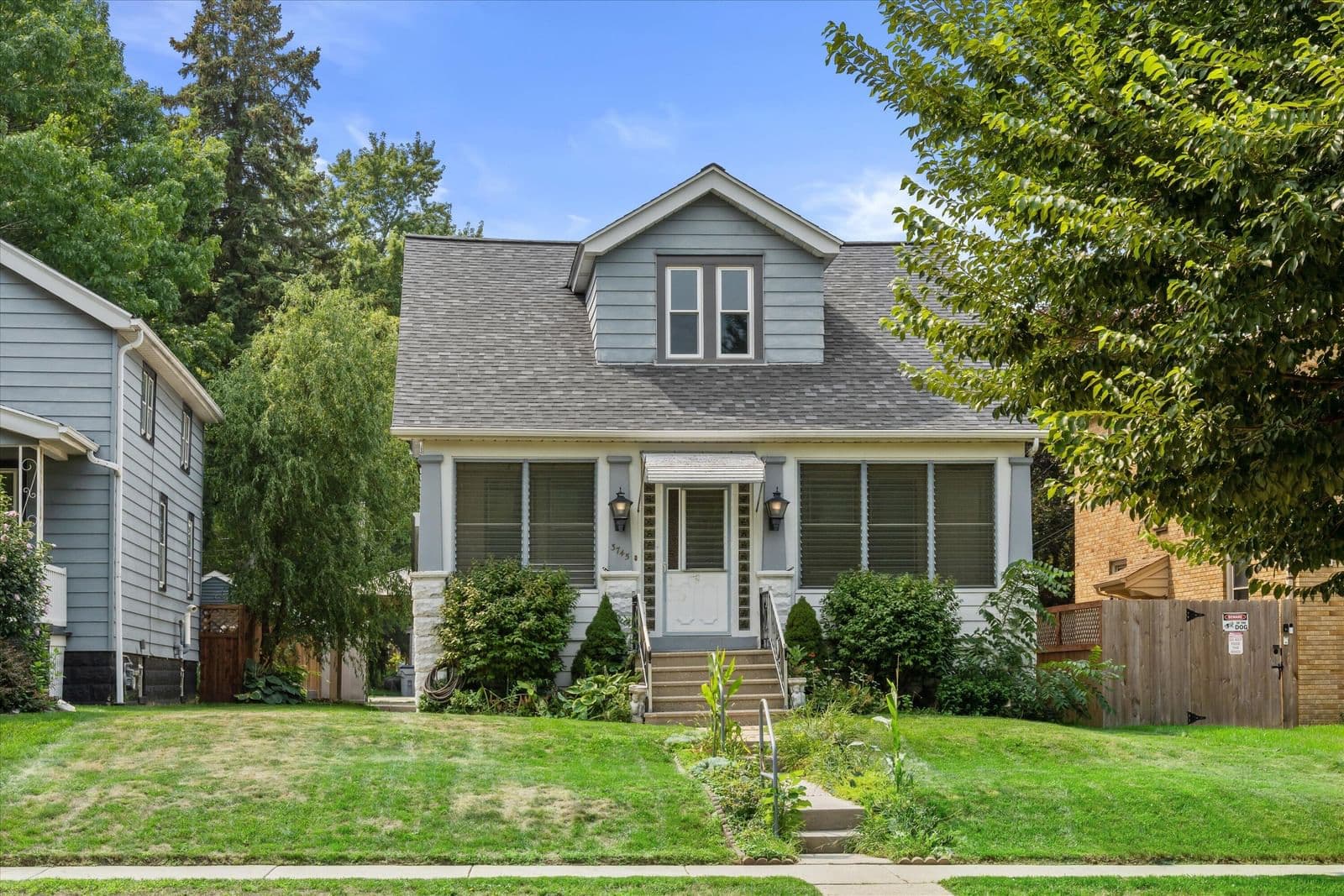 3745 Whitnall