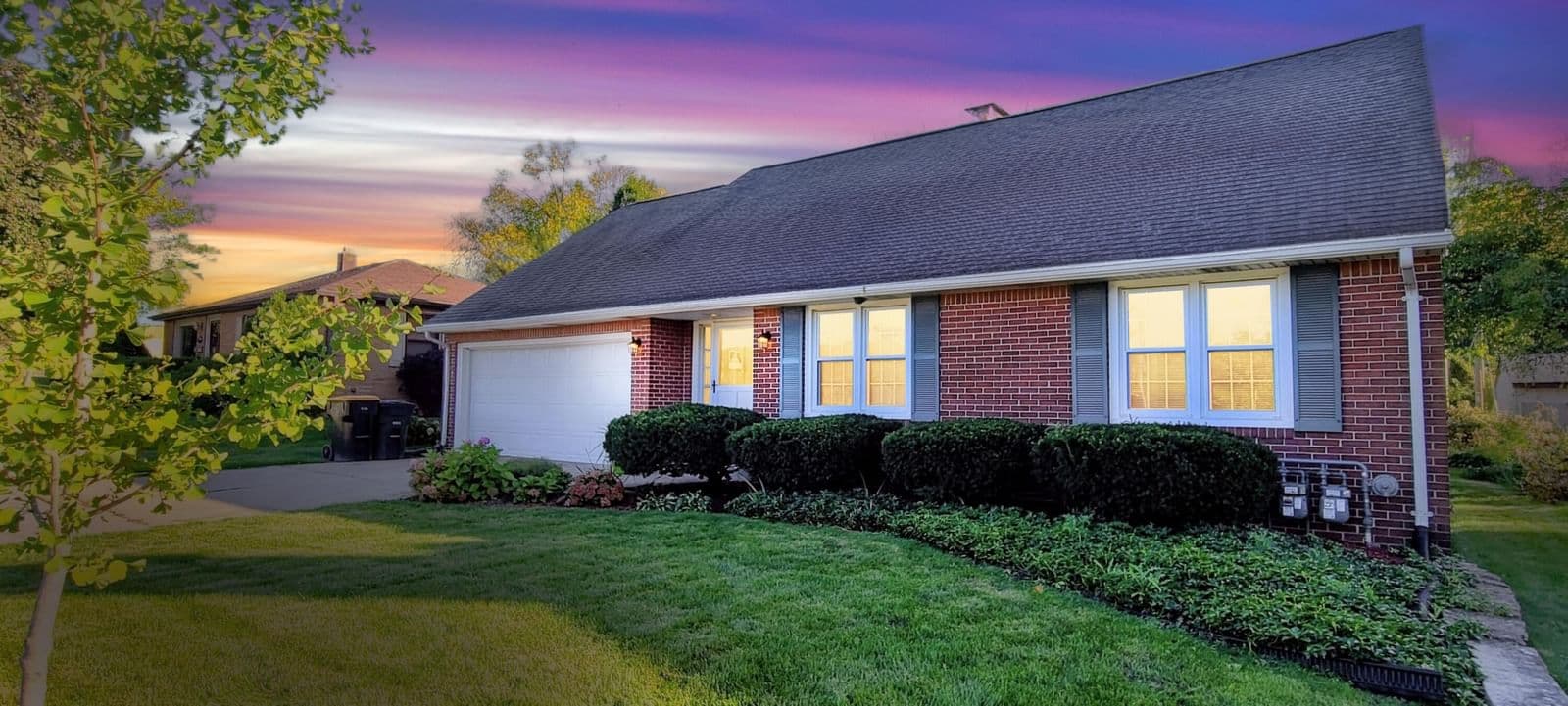 9715 Wisconsin, Wauwatosa, WI