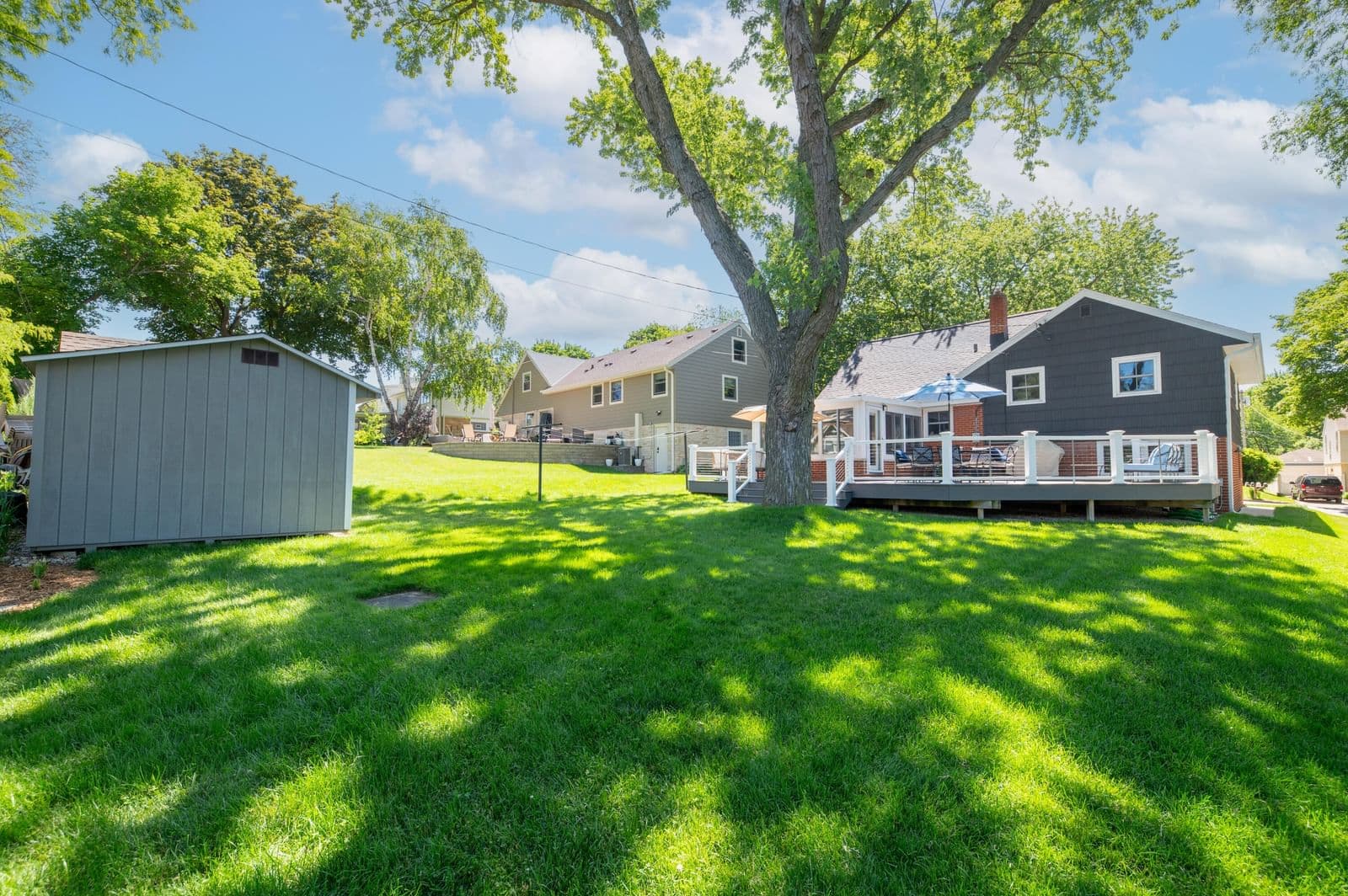 Photo 5 of 10336 Park Ridge
