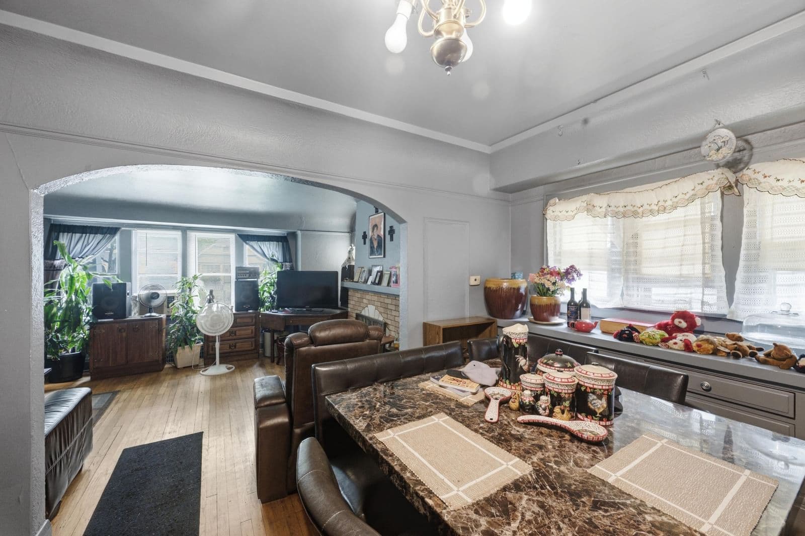 Photo 5 of 2639 55th