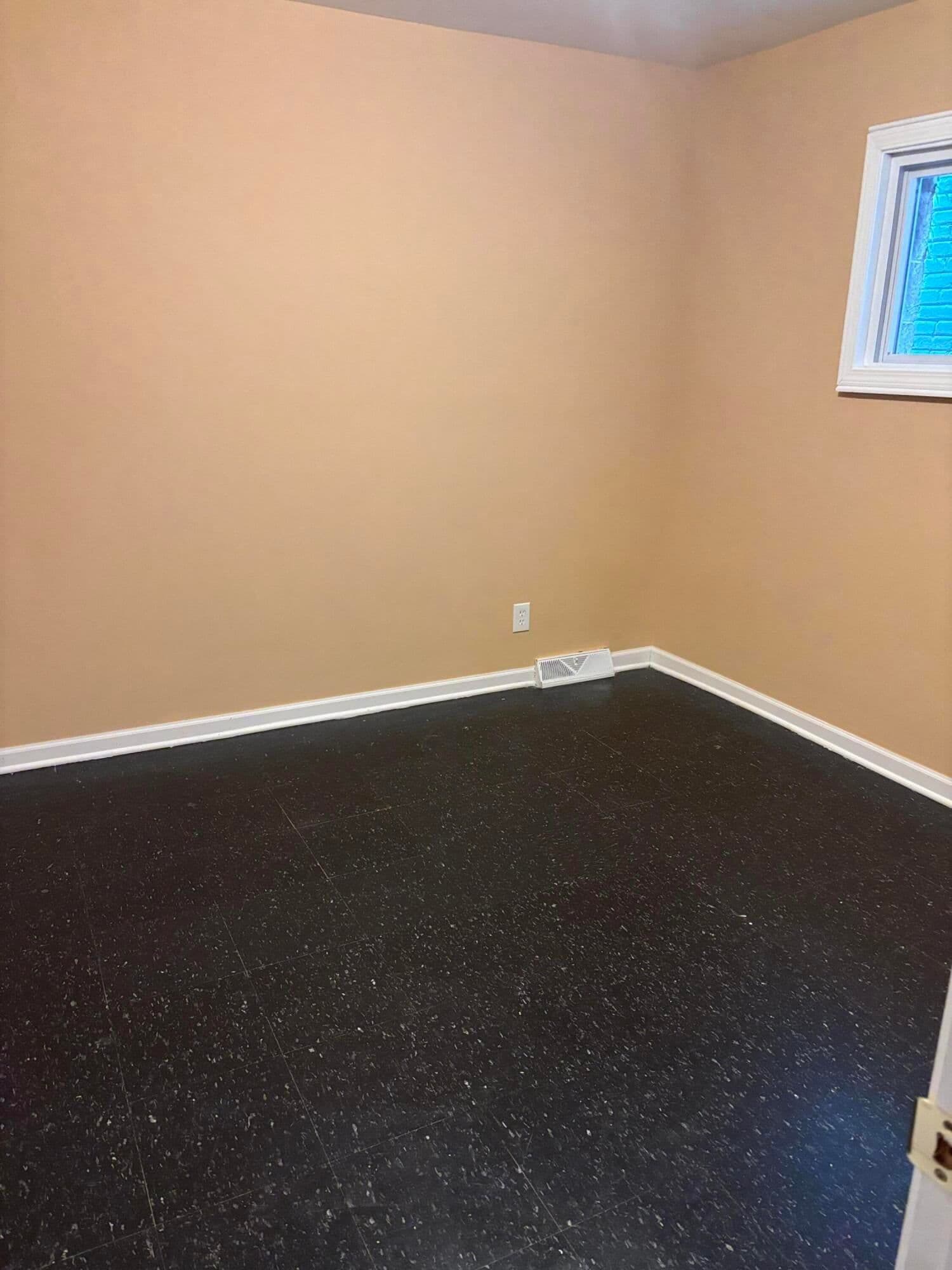 5112 Center