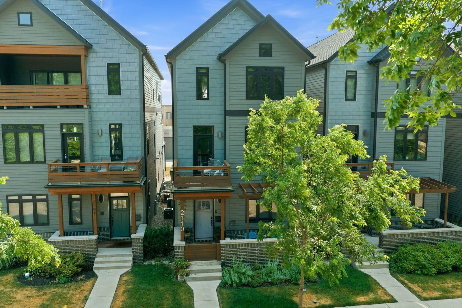 2110 Aldrich