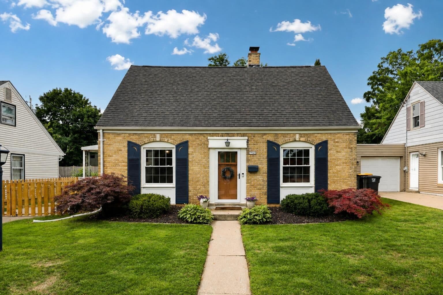 7923 Eagle, Wauwatosa, WI