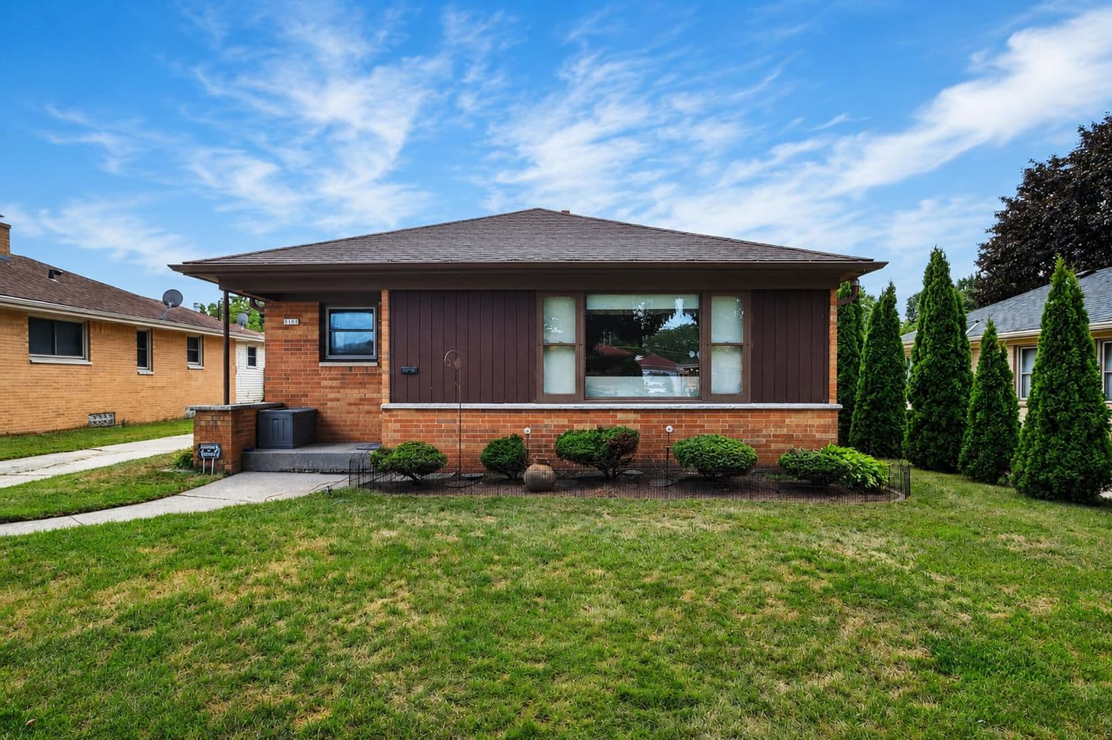 8109 Potomac