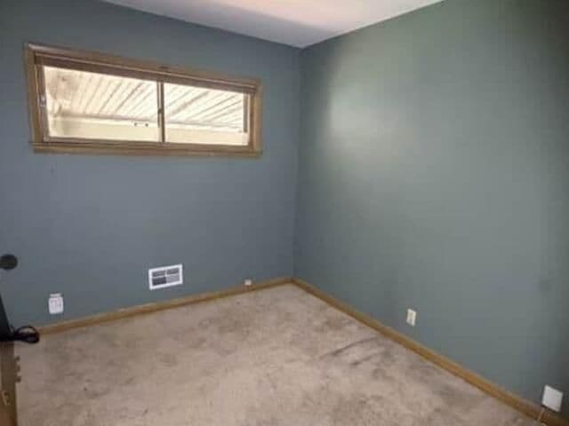 Photo 5 of 3880 93rd