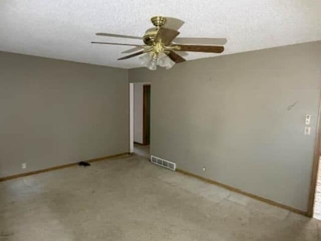 3880 93rd