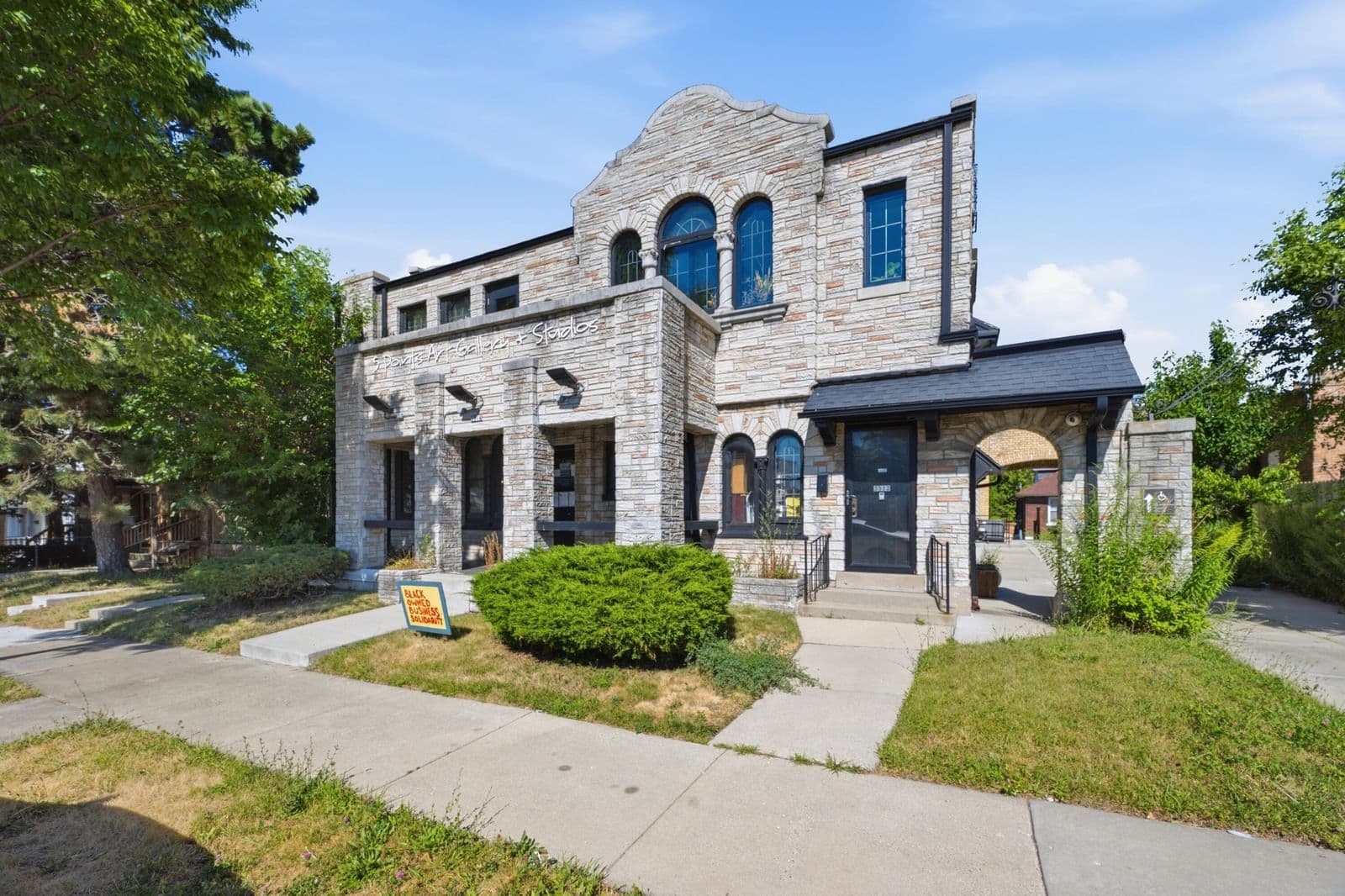 3514 Port Washington Ave