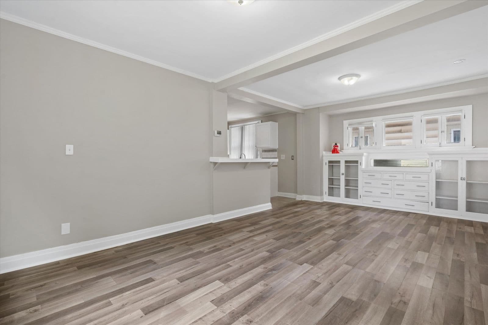 Photo 4 of 2614 53rd