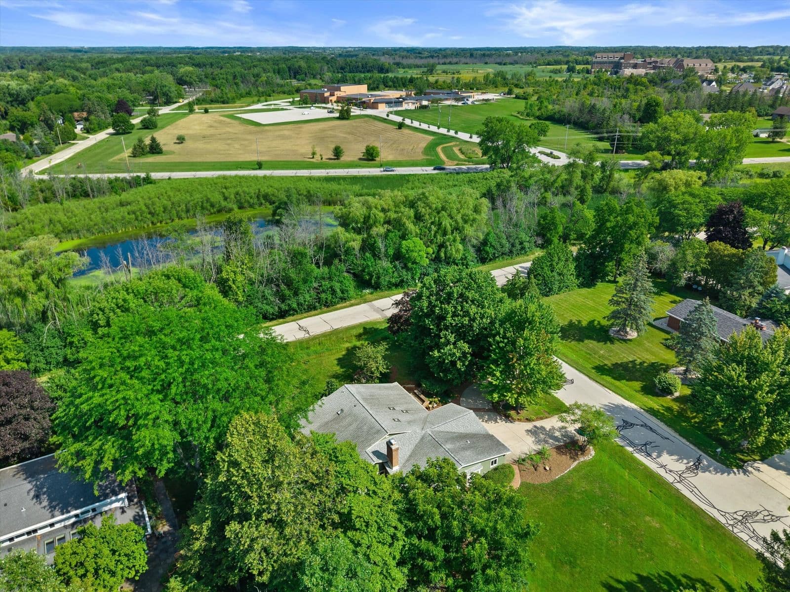 12655 River Forest