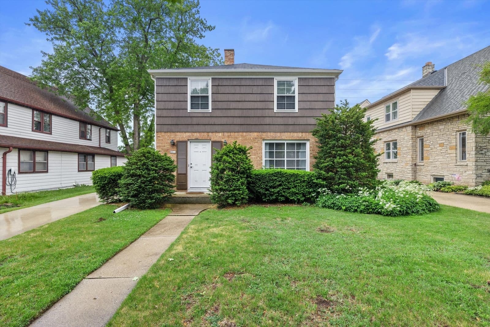 8811 Hawthorne, Wauwatosa, WI