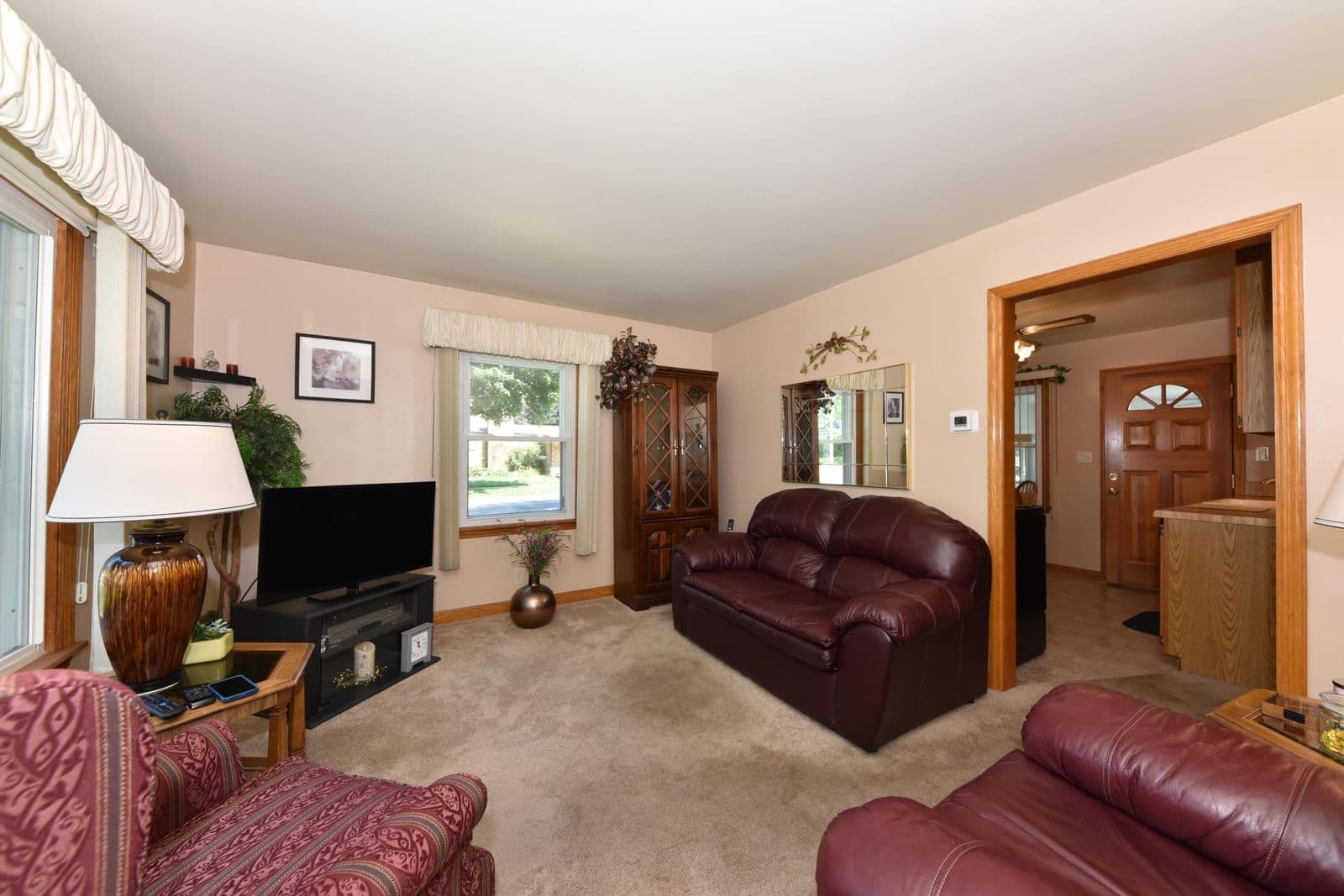 Photo 4 of 4402 Lenox