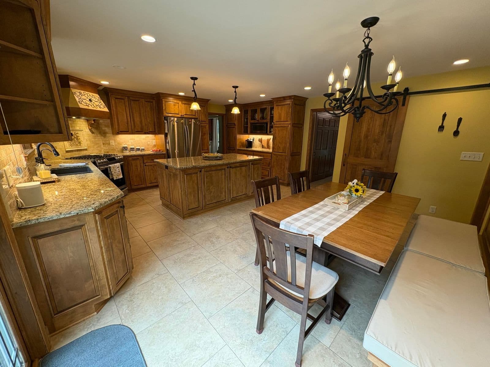 18400 Chevy Chase