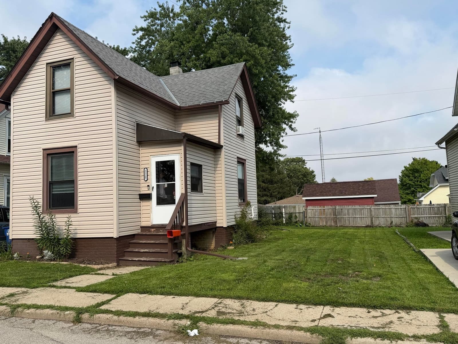 1115 Lewis, Racine, WI