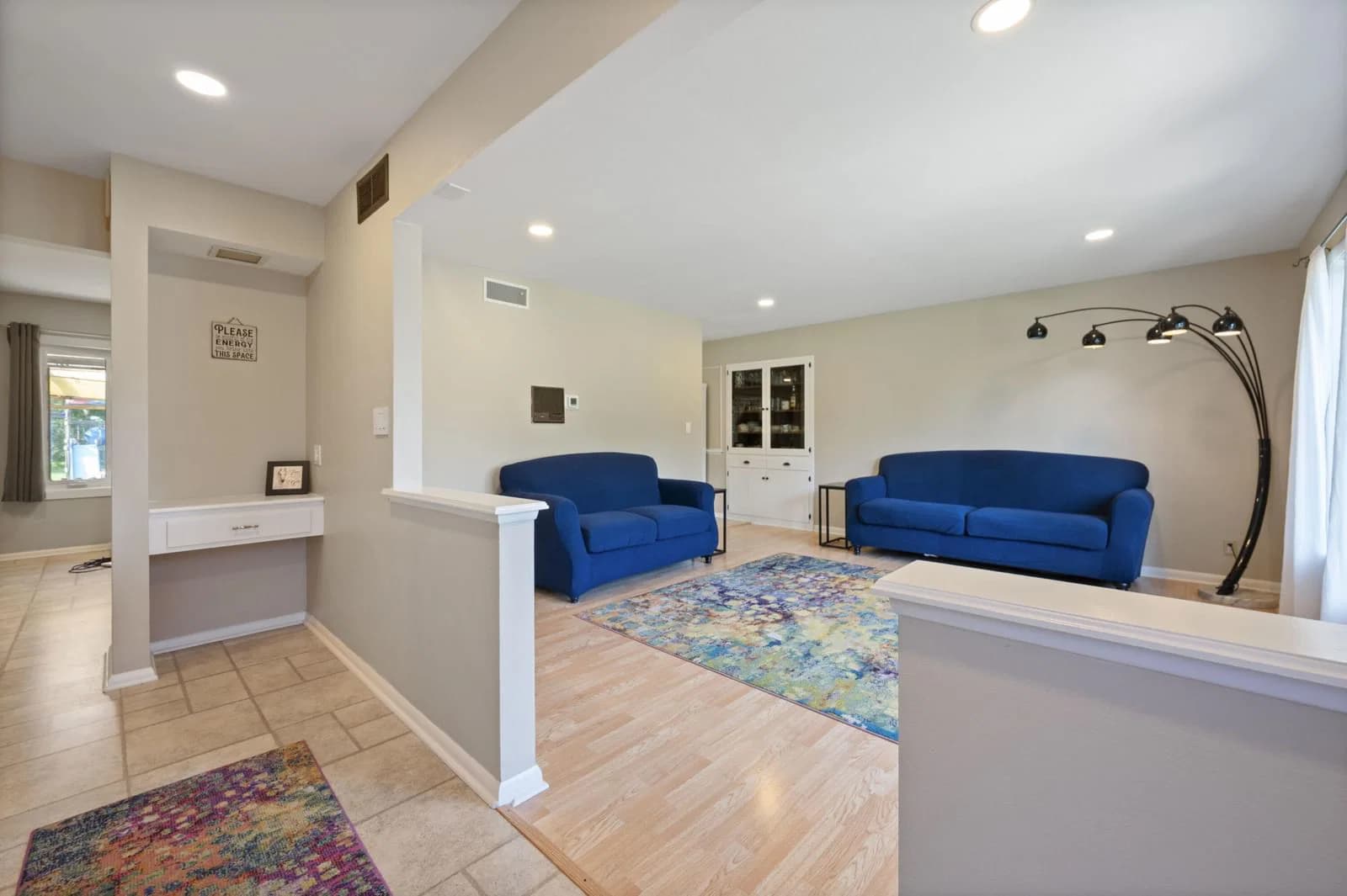 Photo 4 of 501 Bayfield Ave