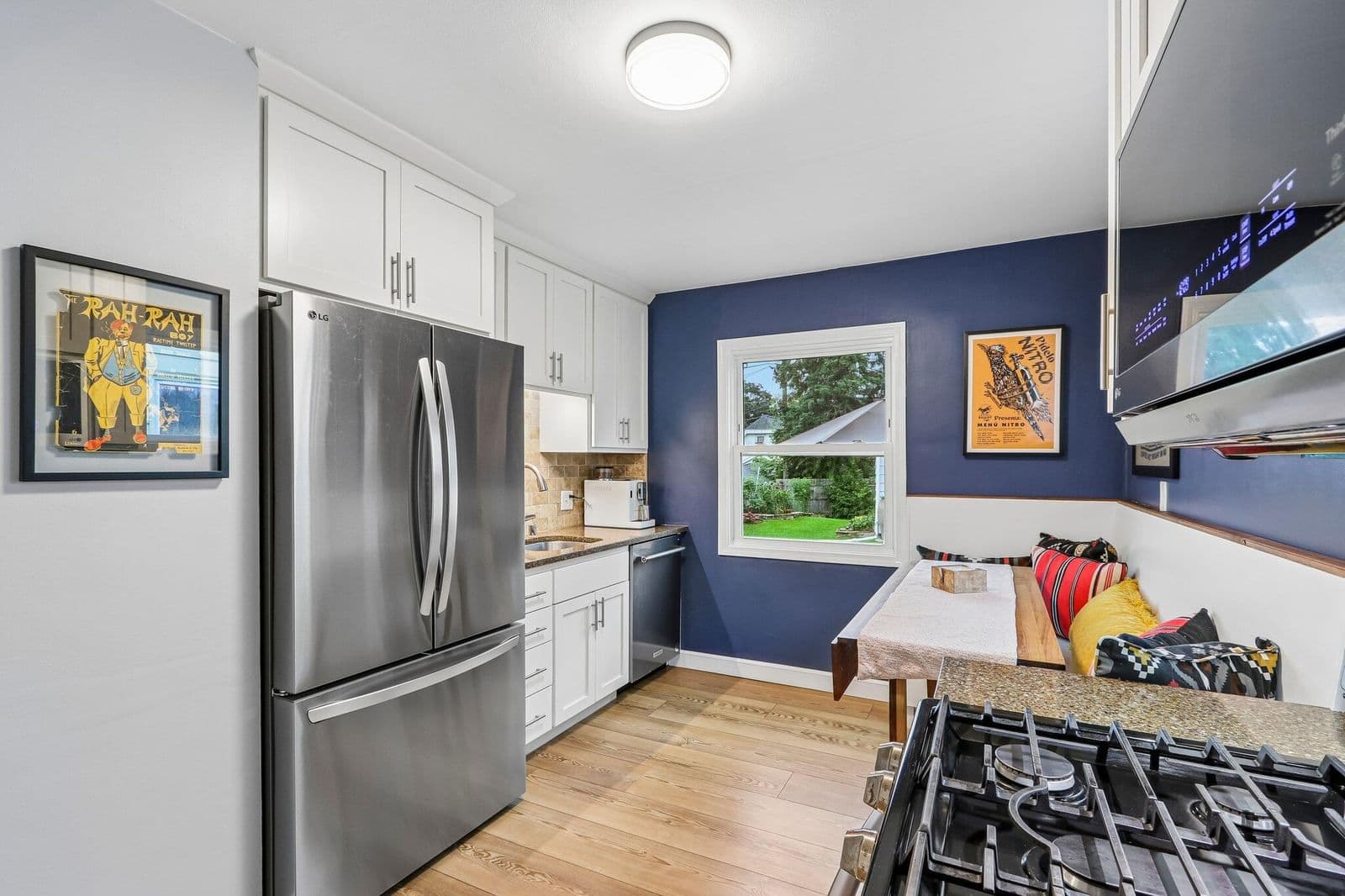 Photo 4 of 3806 Lenox