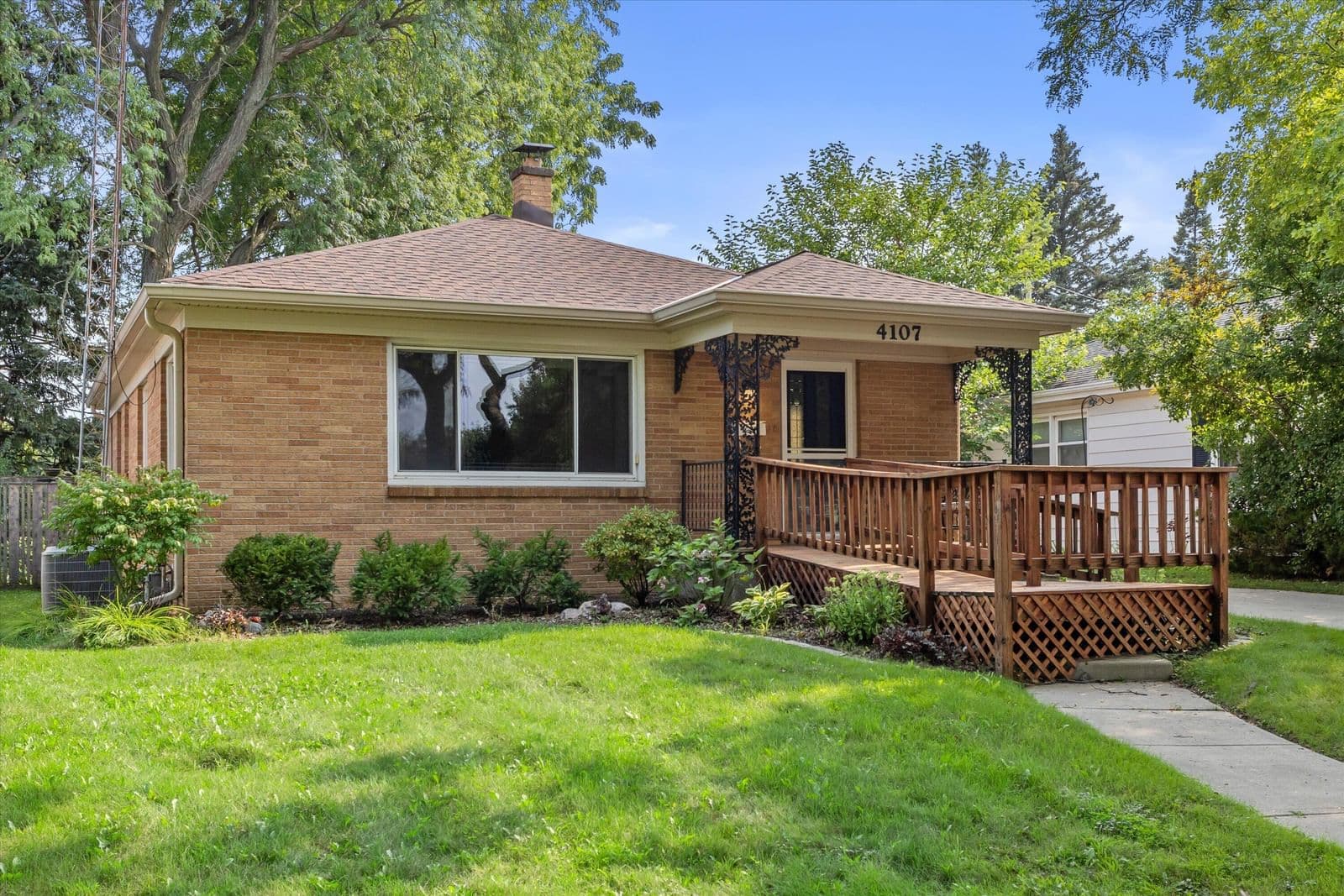 4107 Graceland
