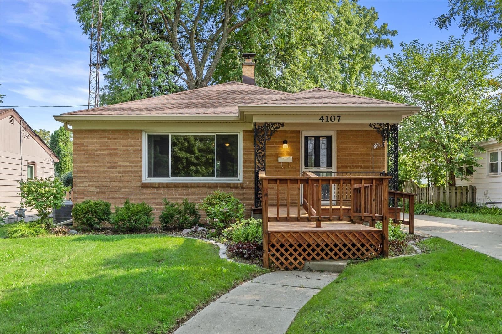 4107 Graceland