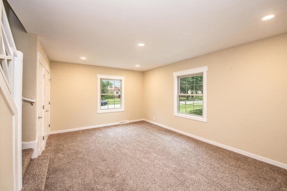 Photo 5 of 5026 Bay Ridge