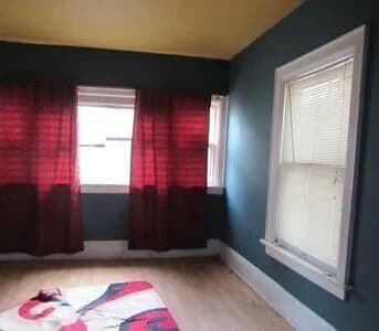 Photo 5 of 2506 Fond Du Lac Ave