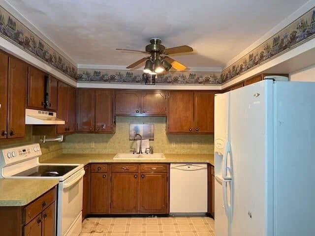 Photo 5 of 2704 Neupert Ave