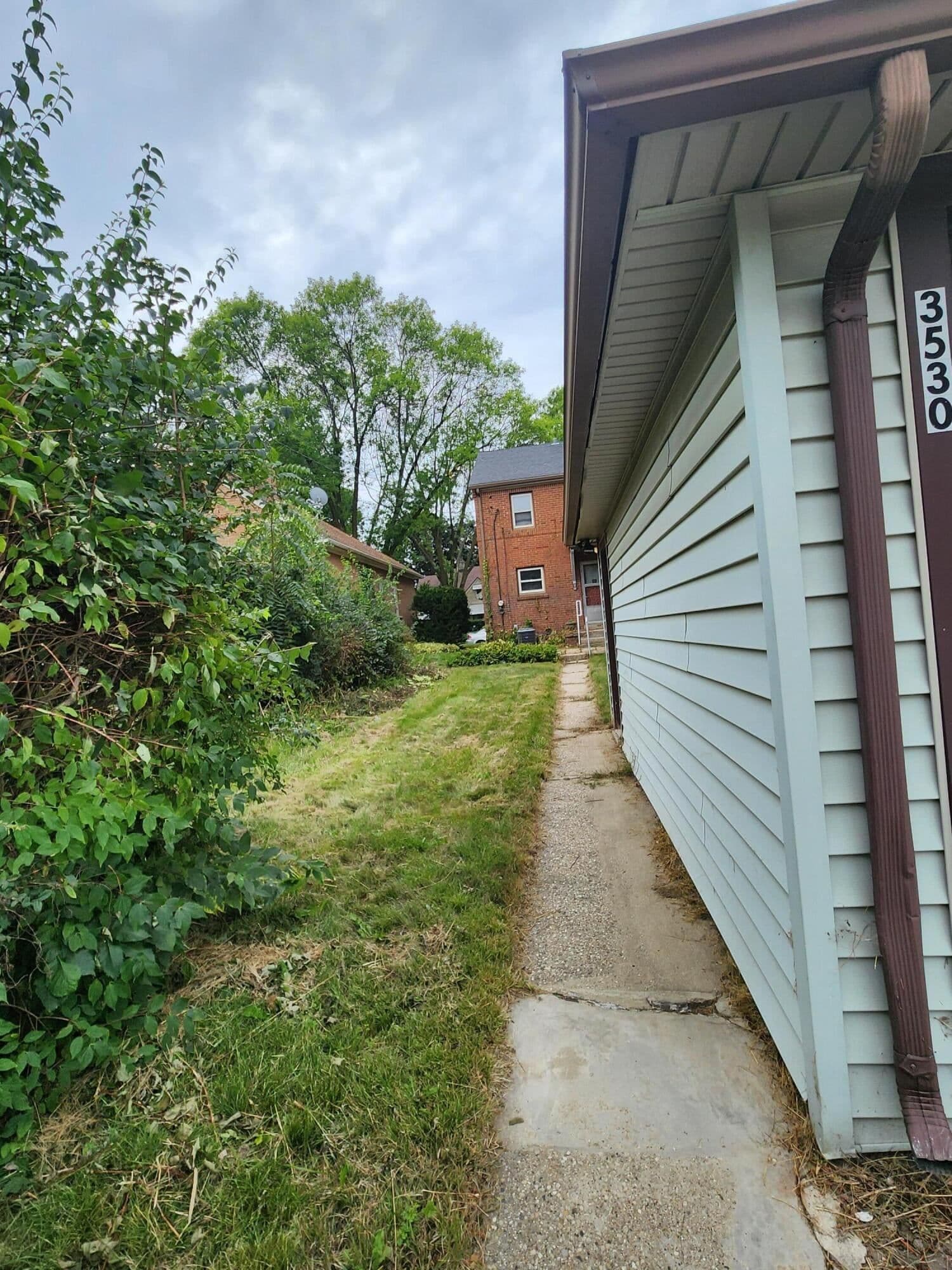 Photo 4 of 3530 55th St