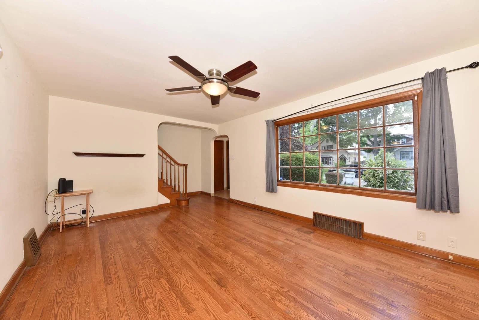 Photo 5 of 3724 49th St
