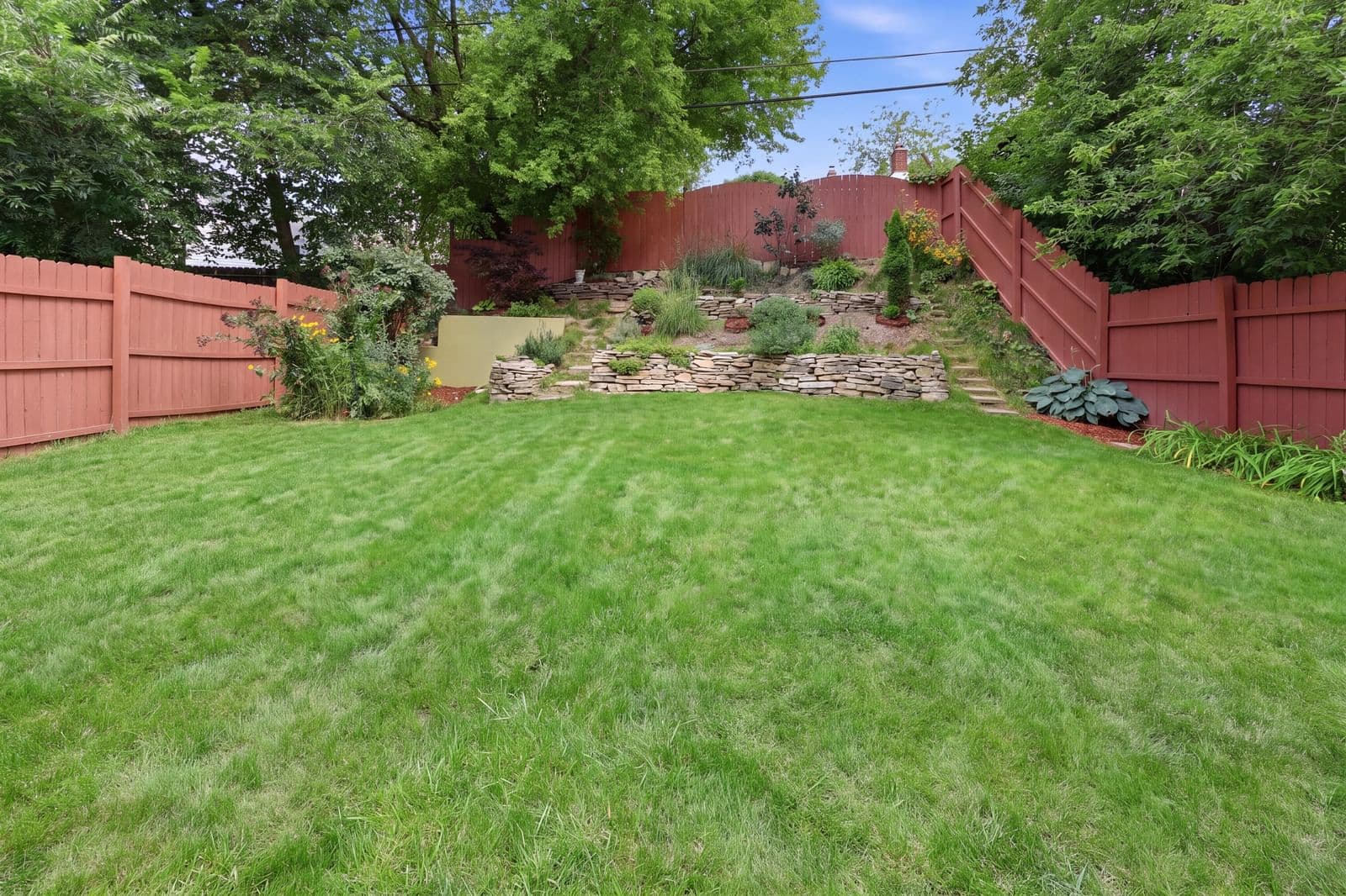 2586 Austin St