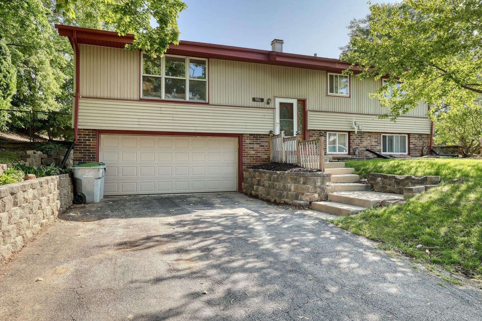 9006 Cheyenne Ct