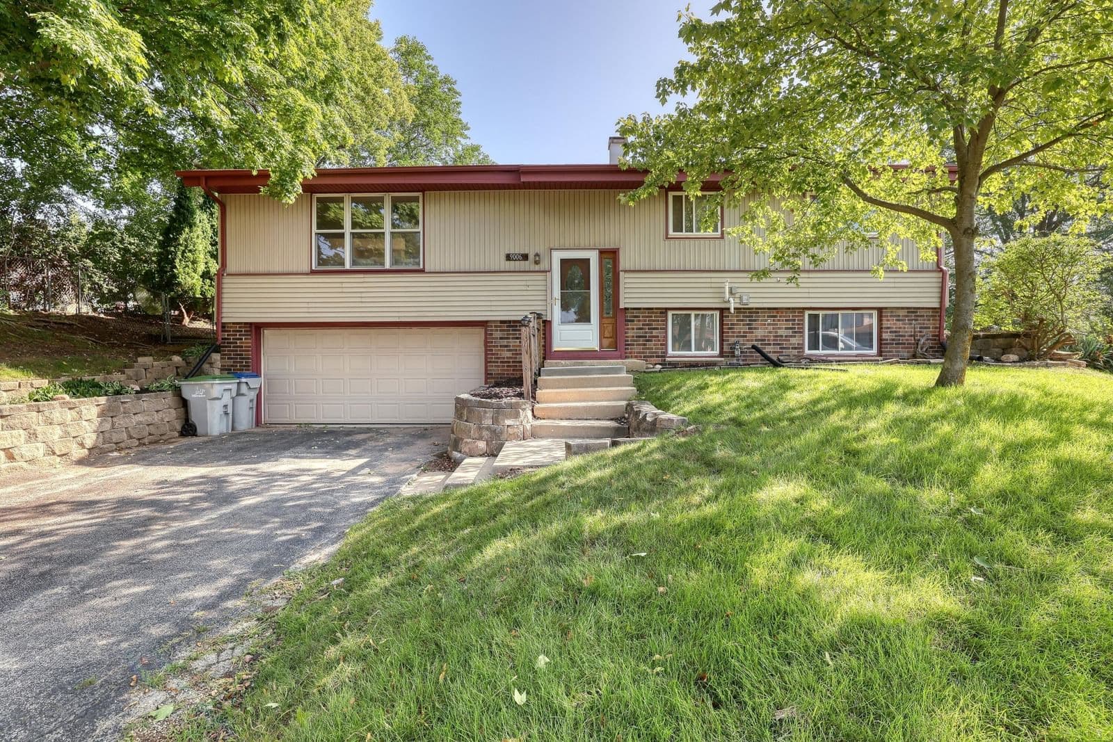 9006 Cheyenne Ct