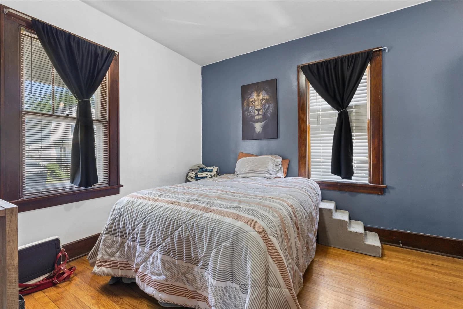 Photo 5 of 1515 Lombard Ave