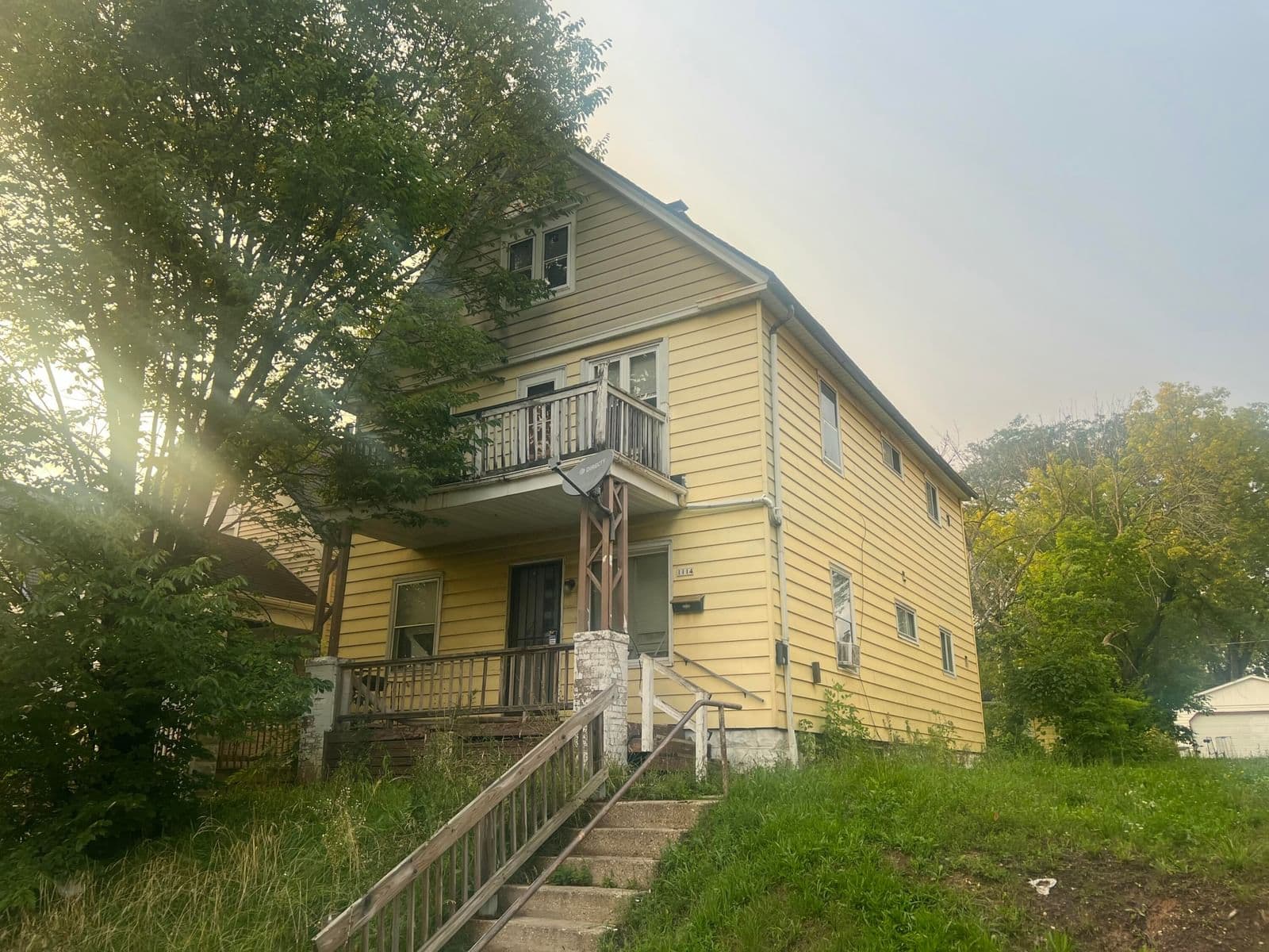 1114 Keefe Ave