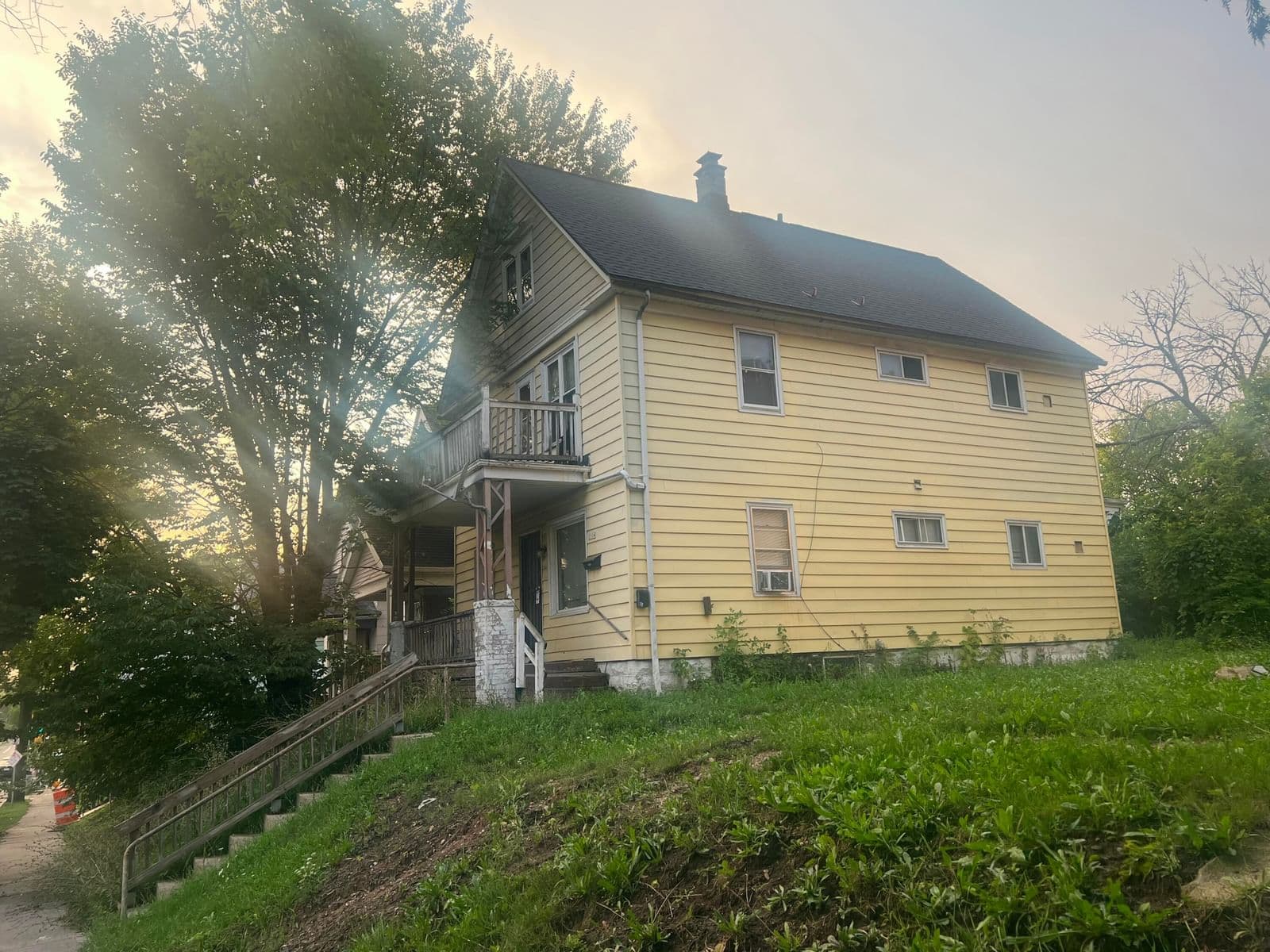 1114 Keefe Ave